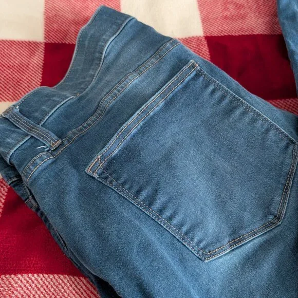 LuLaRoe Skinny Denim - Picture 3 of 10